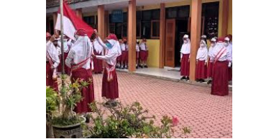 Kegiatan Upacara Bendera